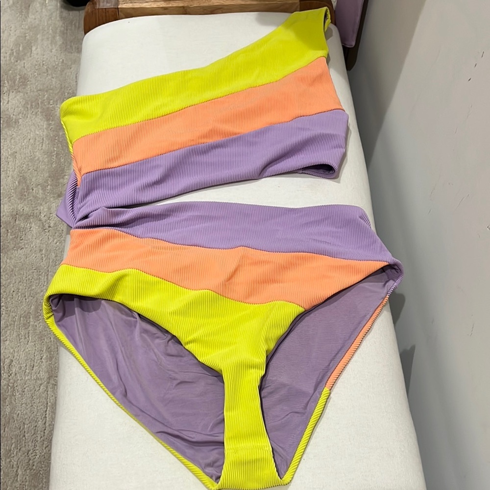 Beach Riot colorblock One-Shoulder one piece Swimsuit